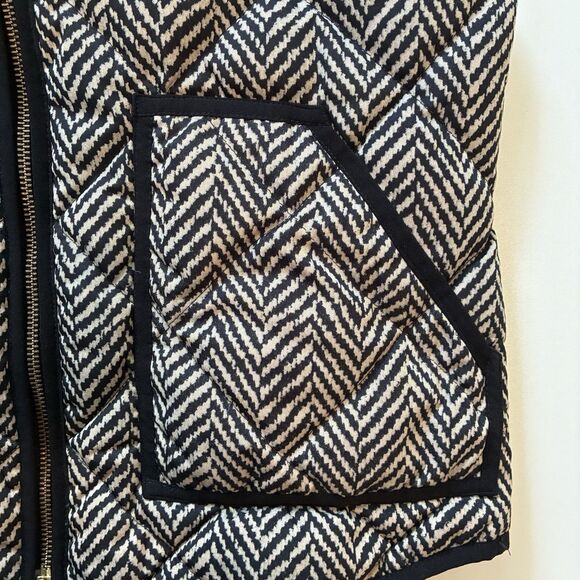 J Crew Quilted Herringbone Down Feather Fill Vest Jacket Women’s Size Small Warm - Picture 4 of 9